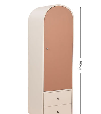 Curvara with shutter