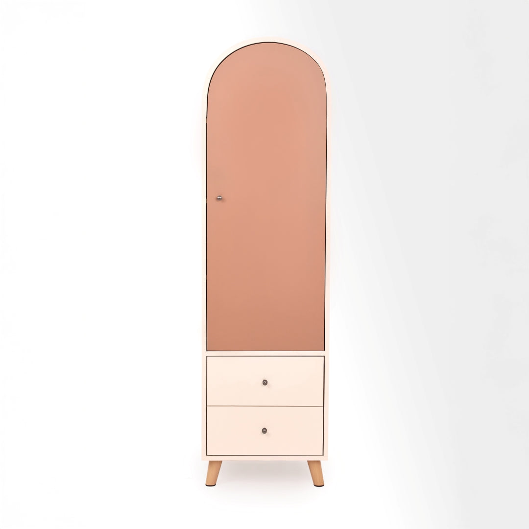 Curvara with shutter